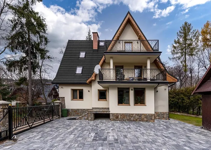 Villa 7 Folk & Modern